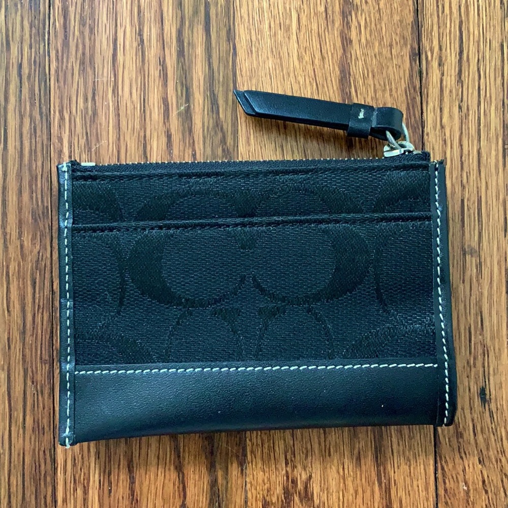 Coach Change Purse Leather with Zipper Black